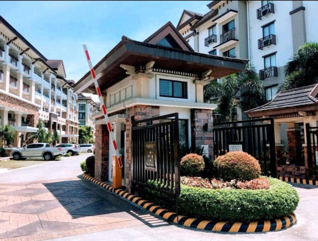 Cozy 2Br With Free Pool Beside Sm City Mall Davao Exterior photo