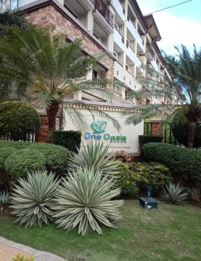 Cozy 2Br With Free Pool Beside Sm City Mall Davao Exterior photo