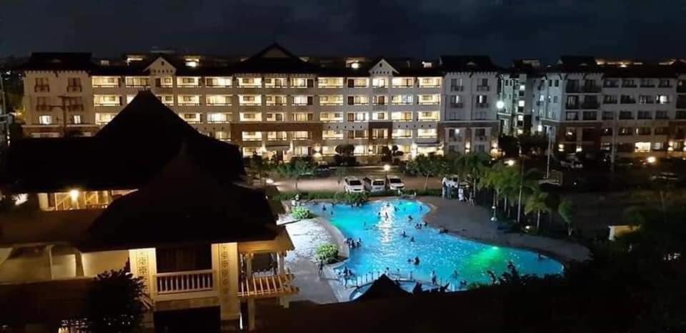 Cozy 2Br With Free Pool Beside Sm City Mall Davao Exterior photo